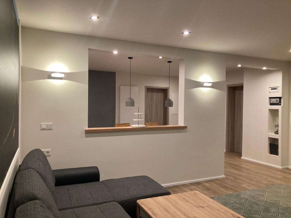 Ferienwohnung Am Saarweg メルツィッヒ エクステリア 写真