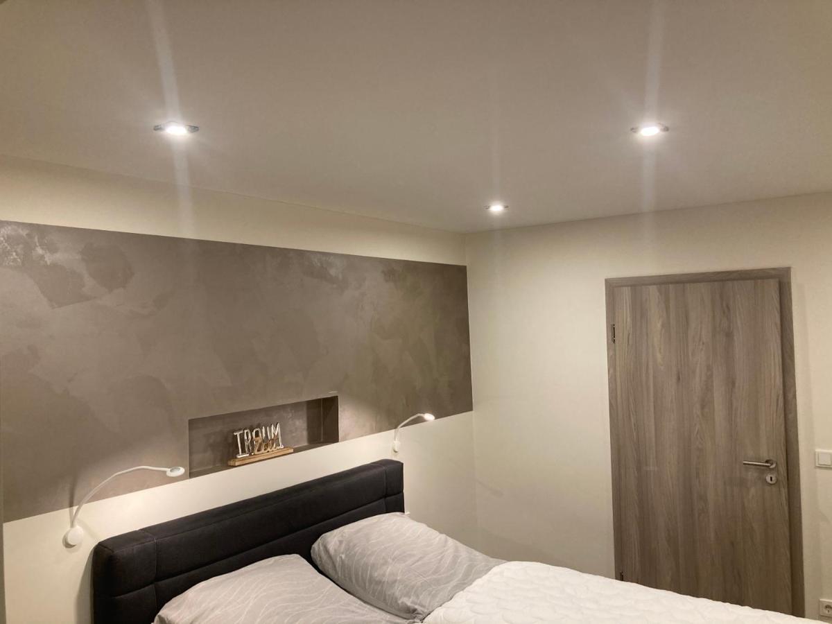 Ferienwohnung Am Saarweg メルツィッヒ エクステリア 写真