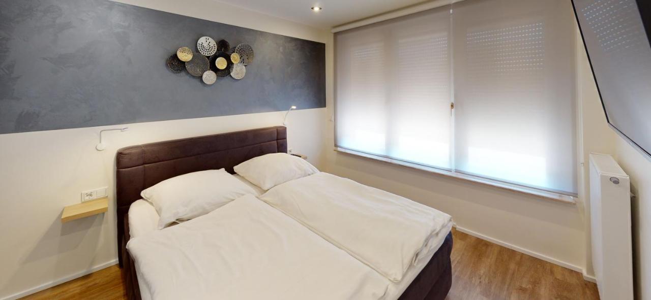 Ferienwohnung Am Saarweg メルツィッヒ エクステリア 写真